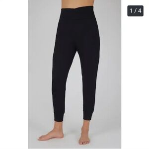 Yogalicious LUX Nola Crossover Joggers